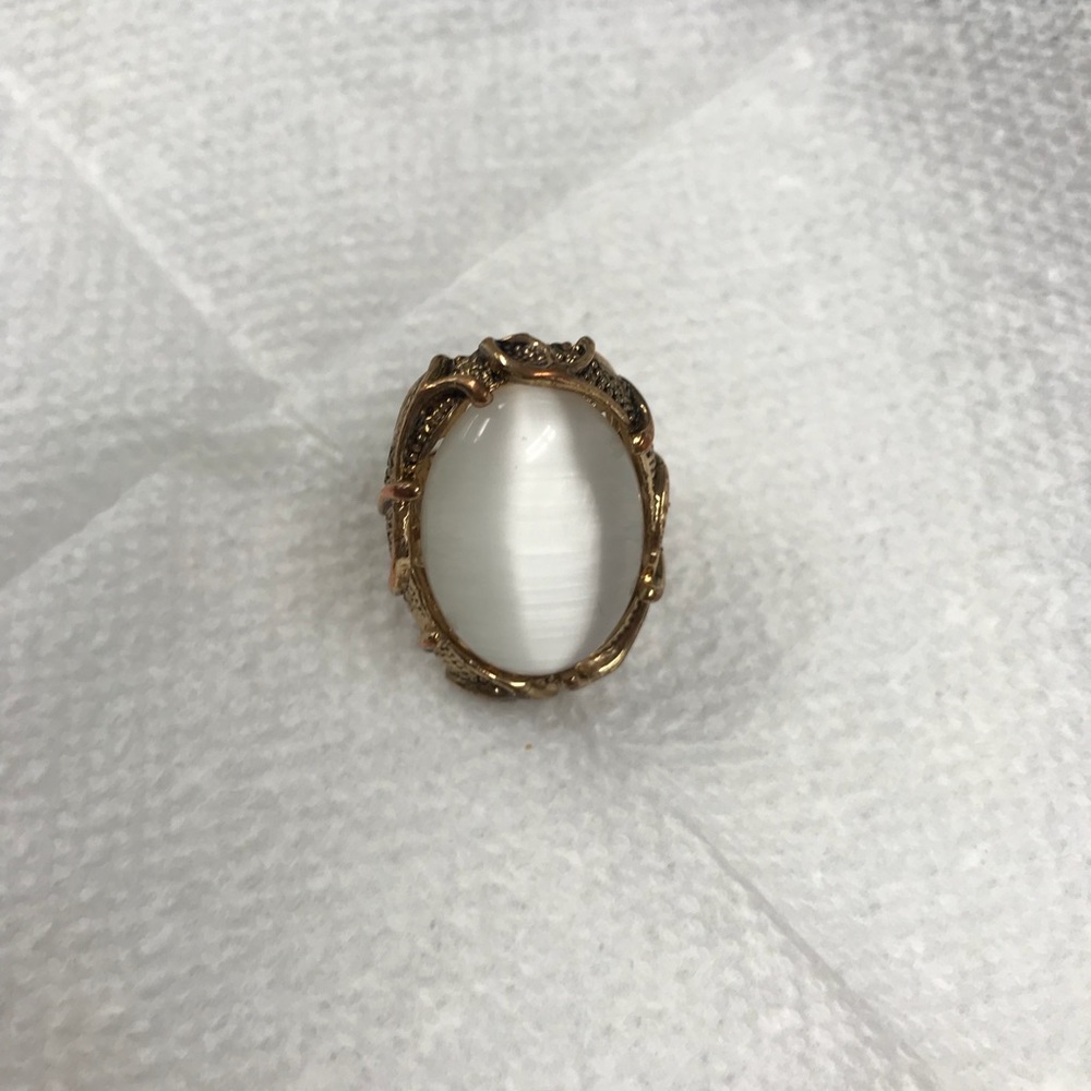 Ring - Picture 4 of 5